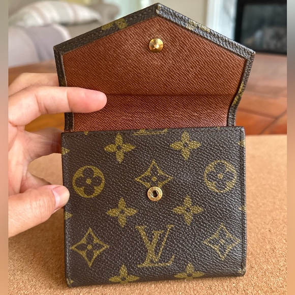 Louis Vuitton Monogram Bifold Wallet - Picture 4 of 16